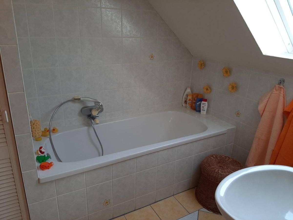 Fewo Hohen Neuendorf Bei Berlin Mit Sauna Und Fuss-Spa ภายนอก รูปภาพ